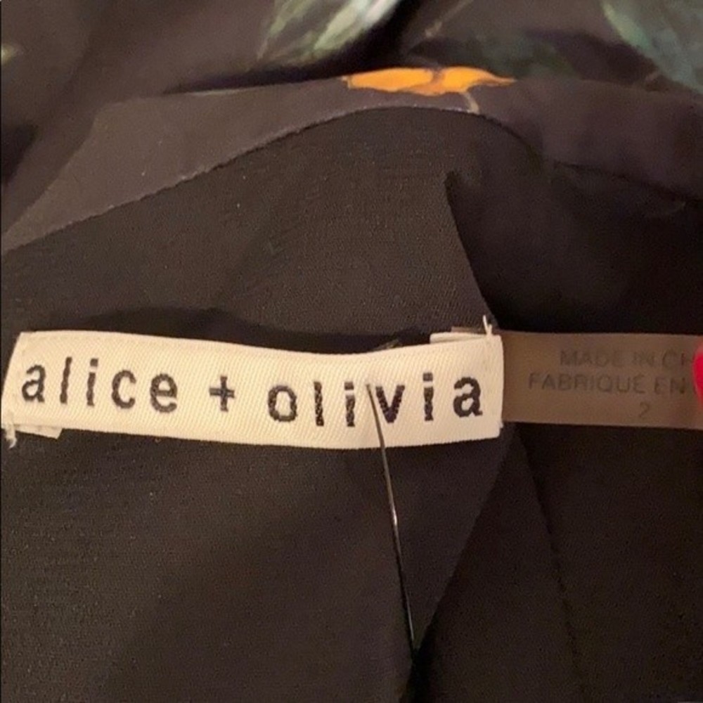 Alice + Olivia “floral print bow” dress 2 - Picture 5 of 7